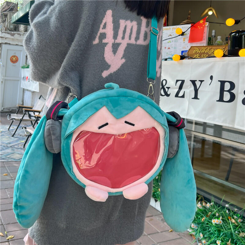Borsa a Tracolla in Peluche St - Anime Merchandise Bag recensione e prezzo