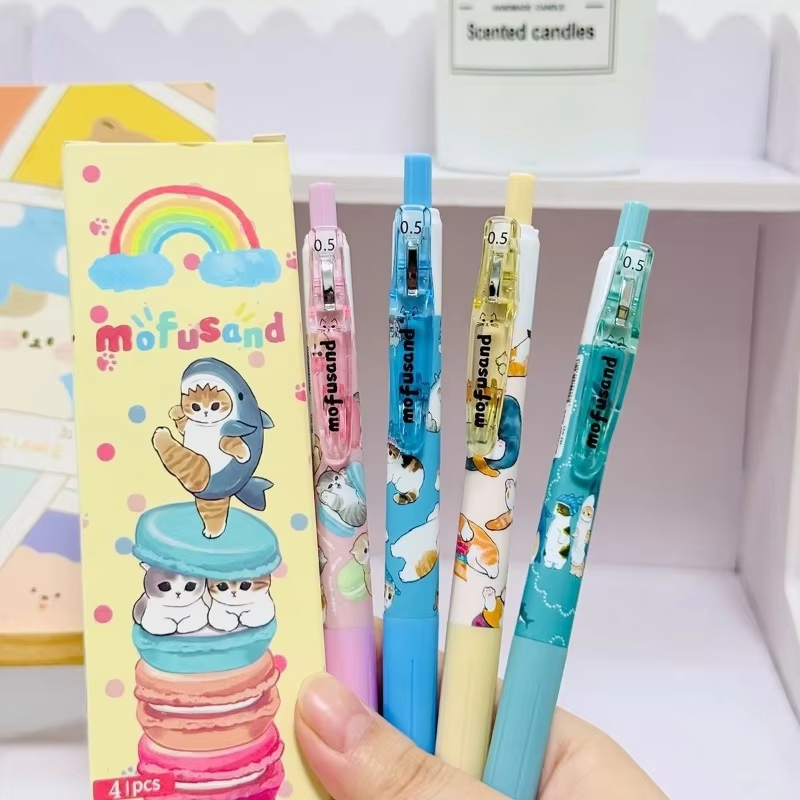 4 pezzi di penne neutre a scat - Anime Merchandise Types recensione e prezzo