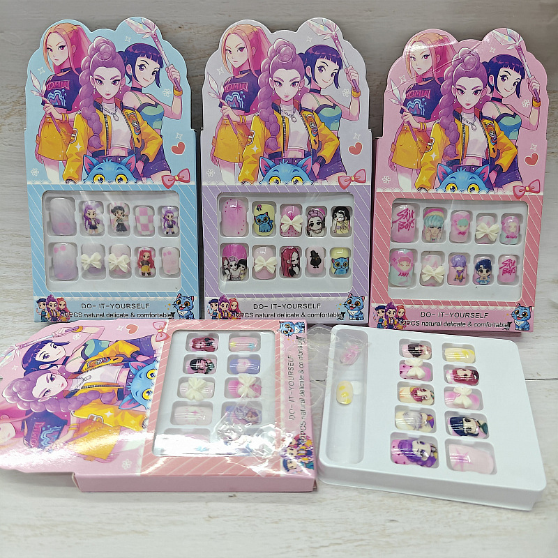 Adesivi per unghie corti per b - Anime Merchandise Nepal recensione e prezzo